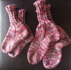 Children's socks, toe up